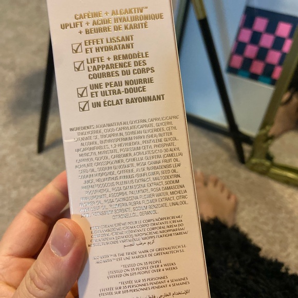 Charlotte the Tilbury Magic body cream - Picture 10 of 16